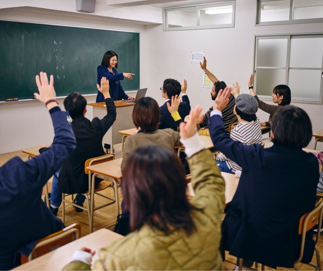 kh&ocirc;ng theo kịp hội thoại tiếng Nhật, nghe tiếng Nhật kh&ocirc;ng hiểu d&ugrave; tập trung, luyện phản xạ tiếng Nhật, cải thiện nghe n&oacute;i tiếng Nhật, Aanime.tv